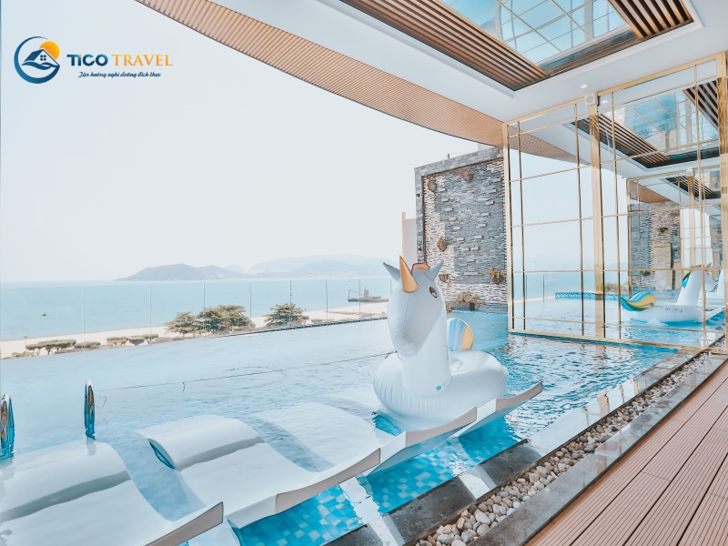 La Vague Hotel