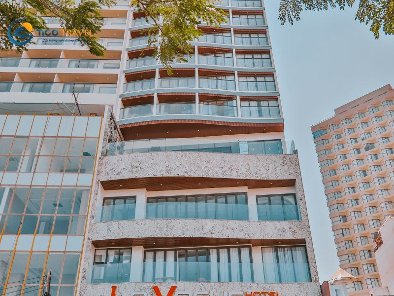 La Vague Hotel