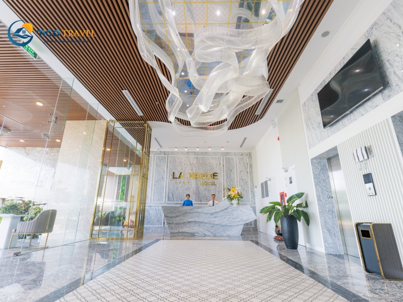 La Vague Hotel