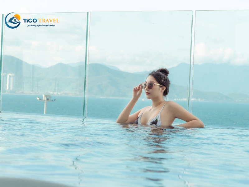 La Vague Hotel