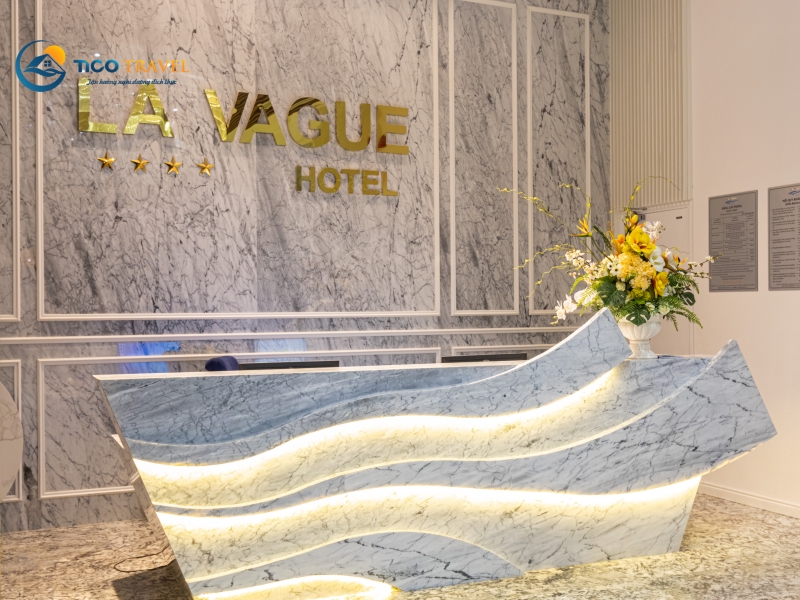 La Vague Hotel