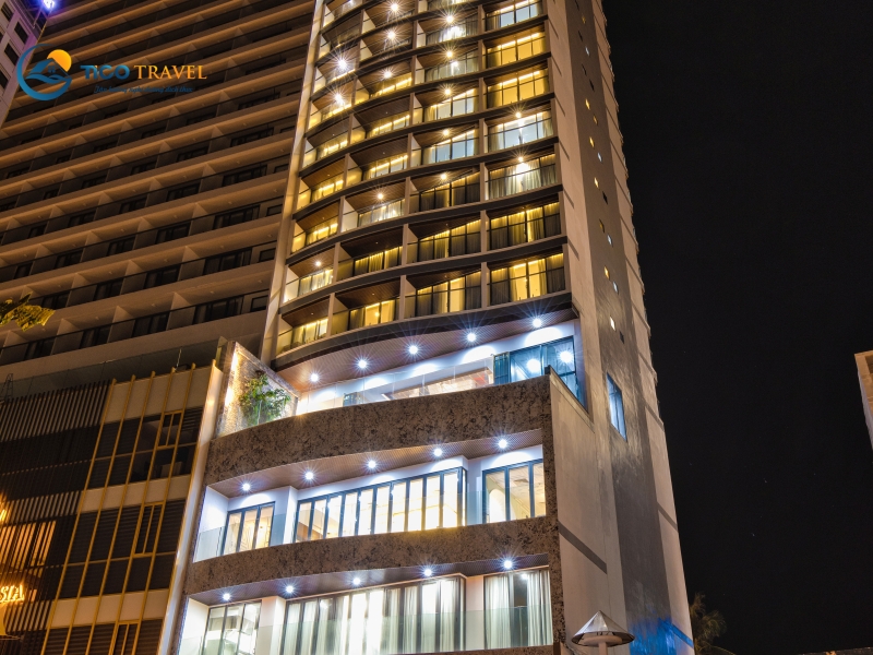 La Vague Hotel