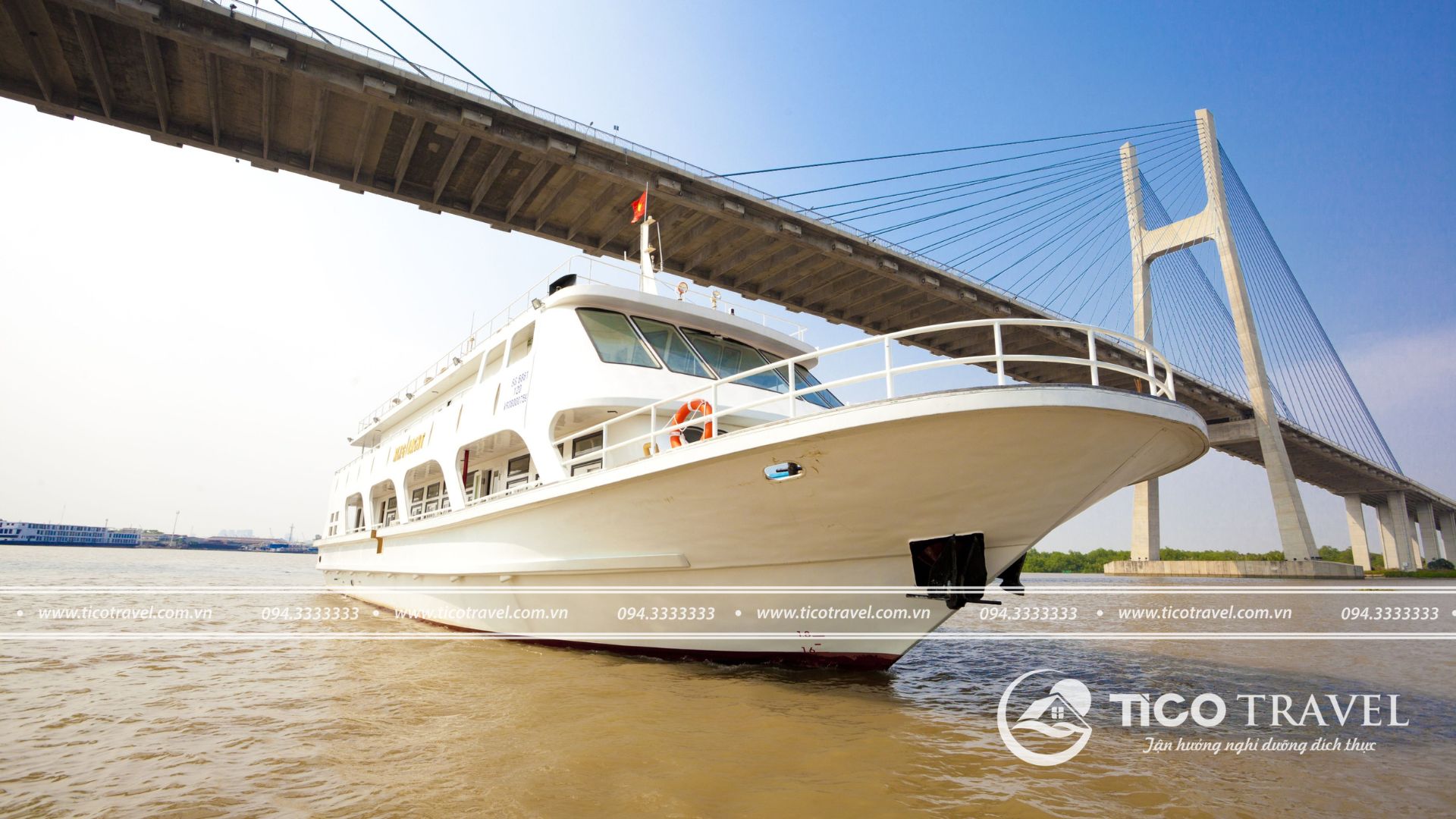 Du thuyền King Yacht