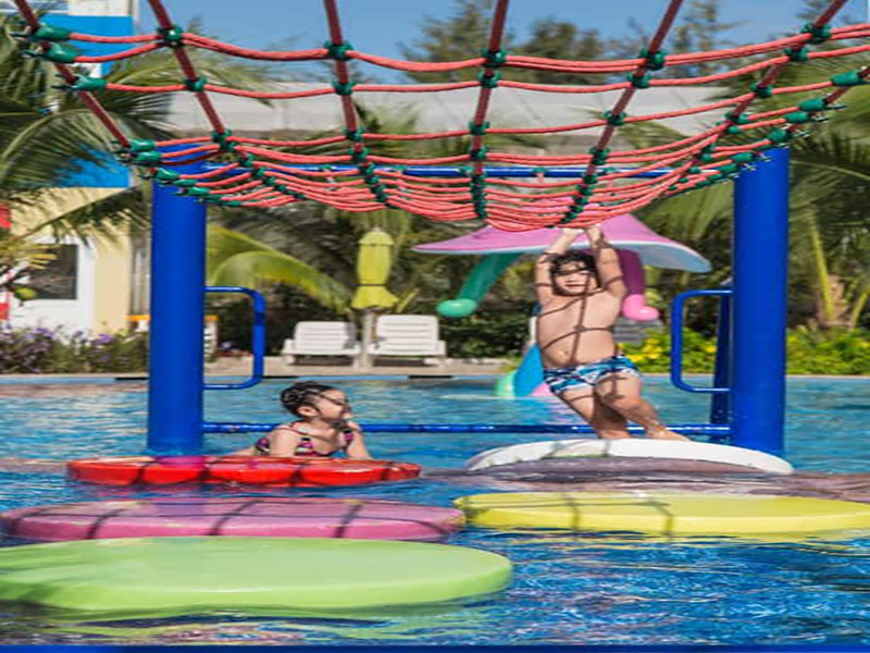 Carmelina Beach Resort