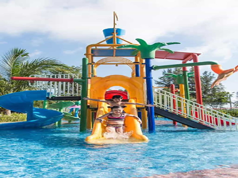 Carmelina Beach Resort