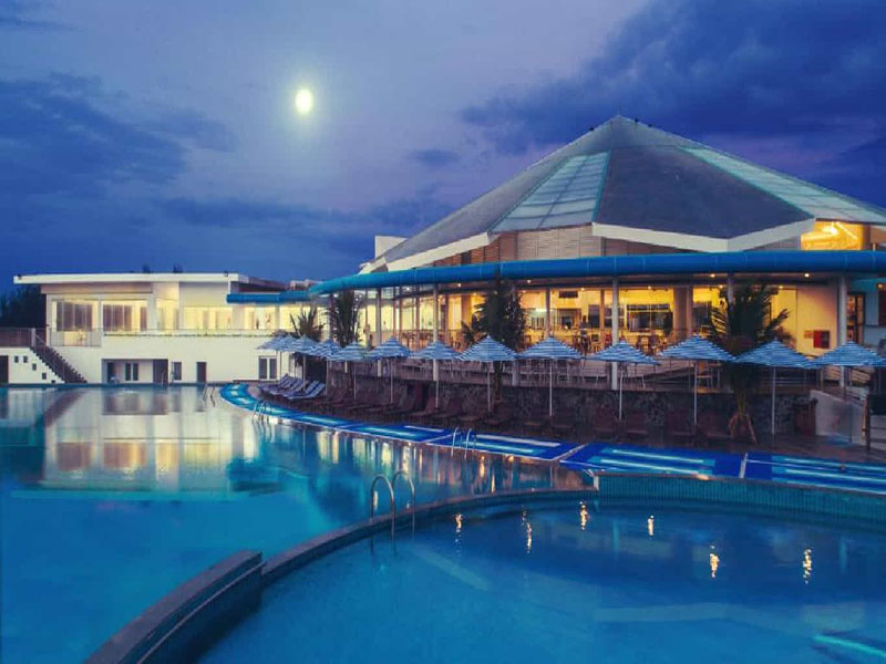Carmelina Beach Resort