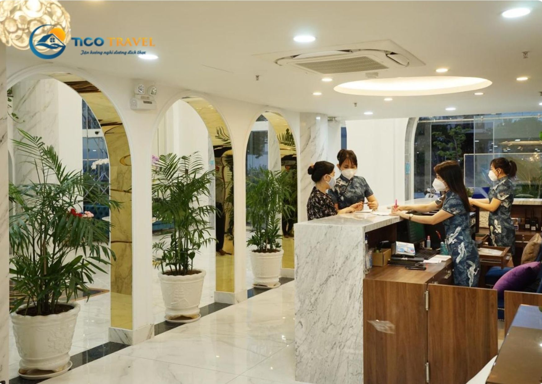 Tiffany Hotel & Restaurant