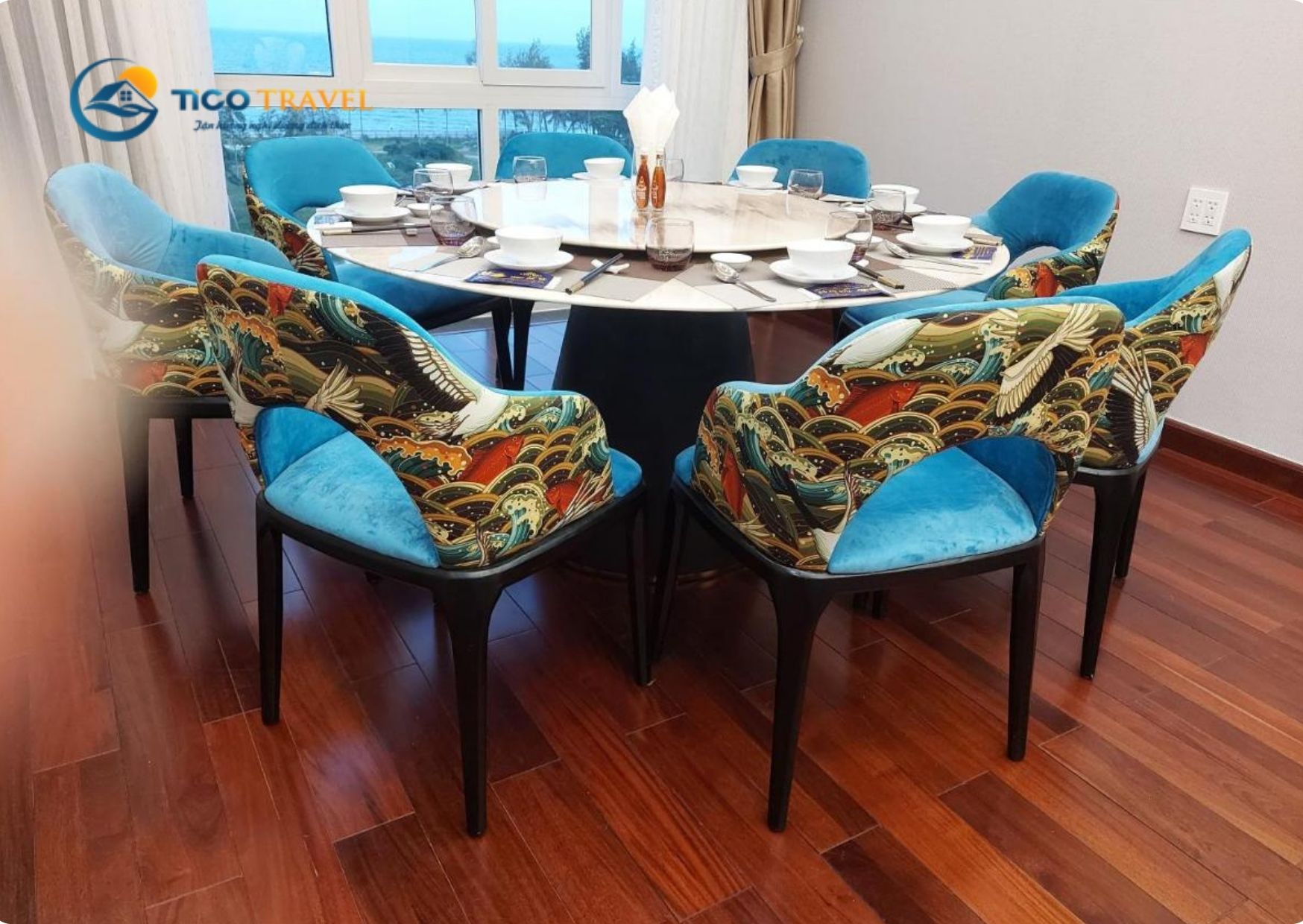 Tiffany Hotel & Restaurant