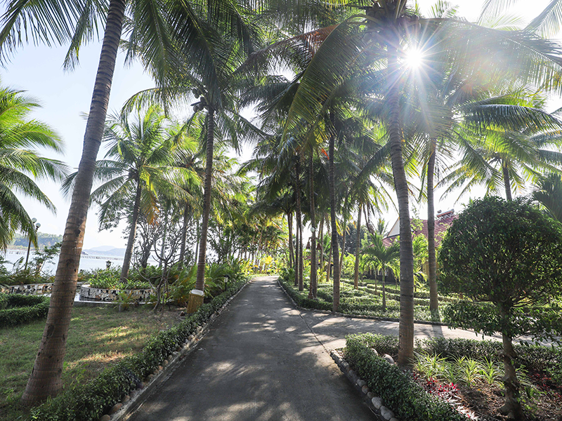 Diamond Bay Resort & Spa Nha Trang