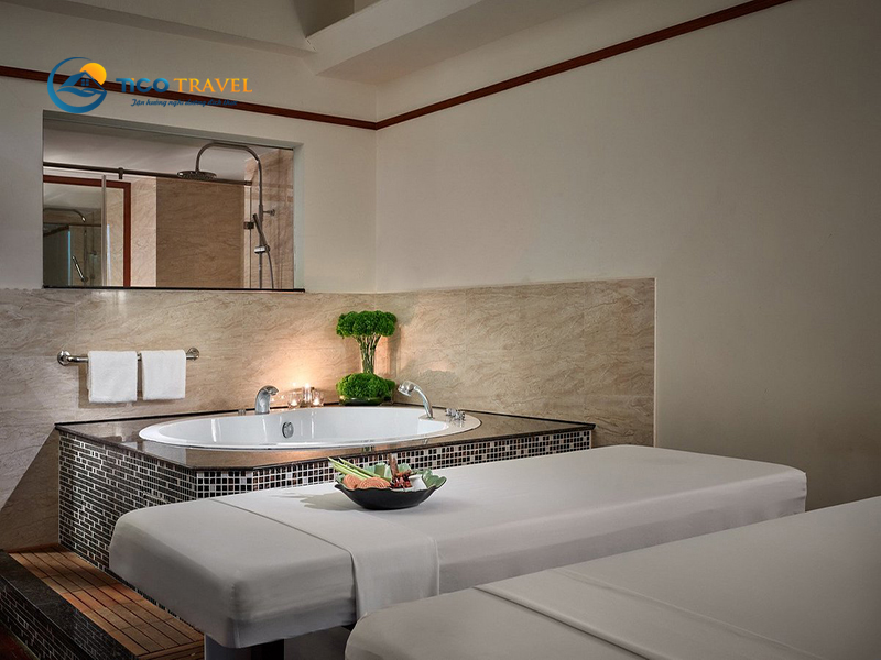 New World Hotel