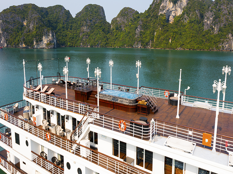 Paradise Grand Cruise