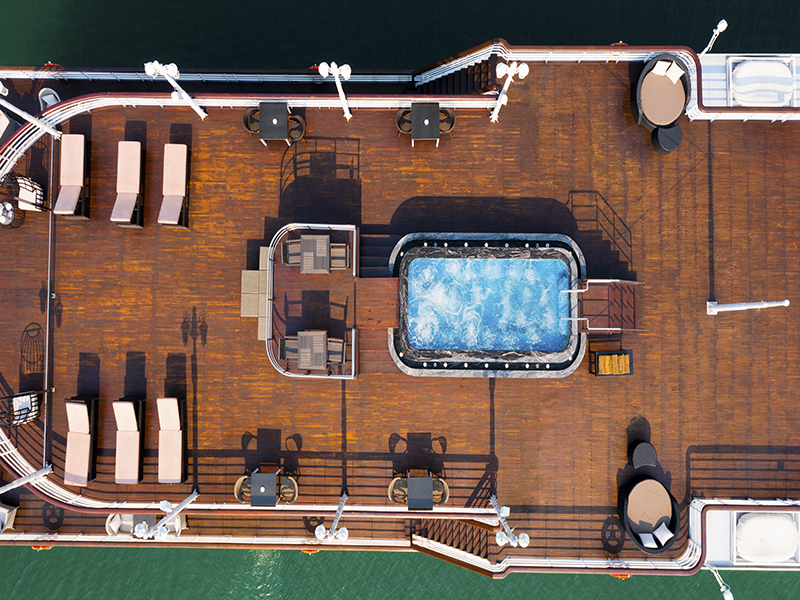 Paradise Grand Cruise