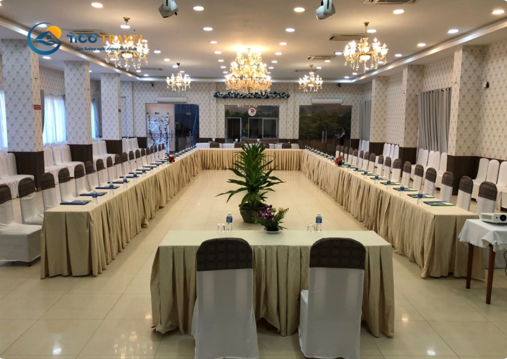 Khách sạn Đồi Dương
