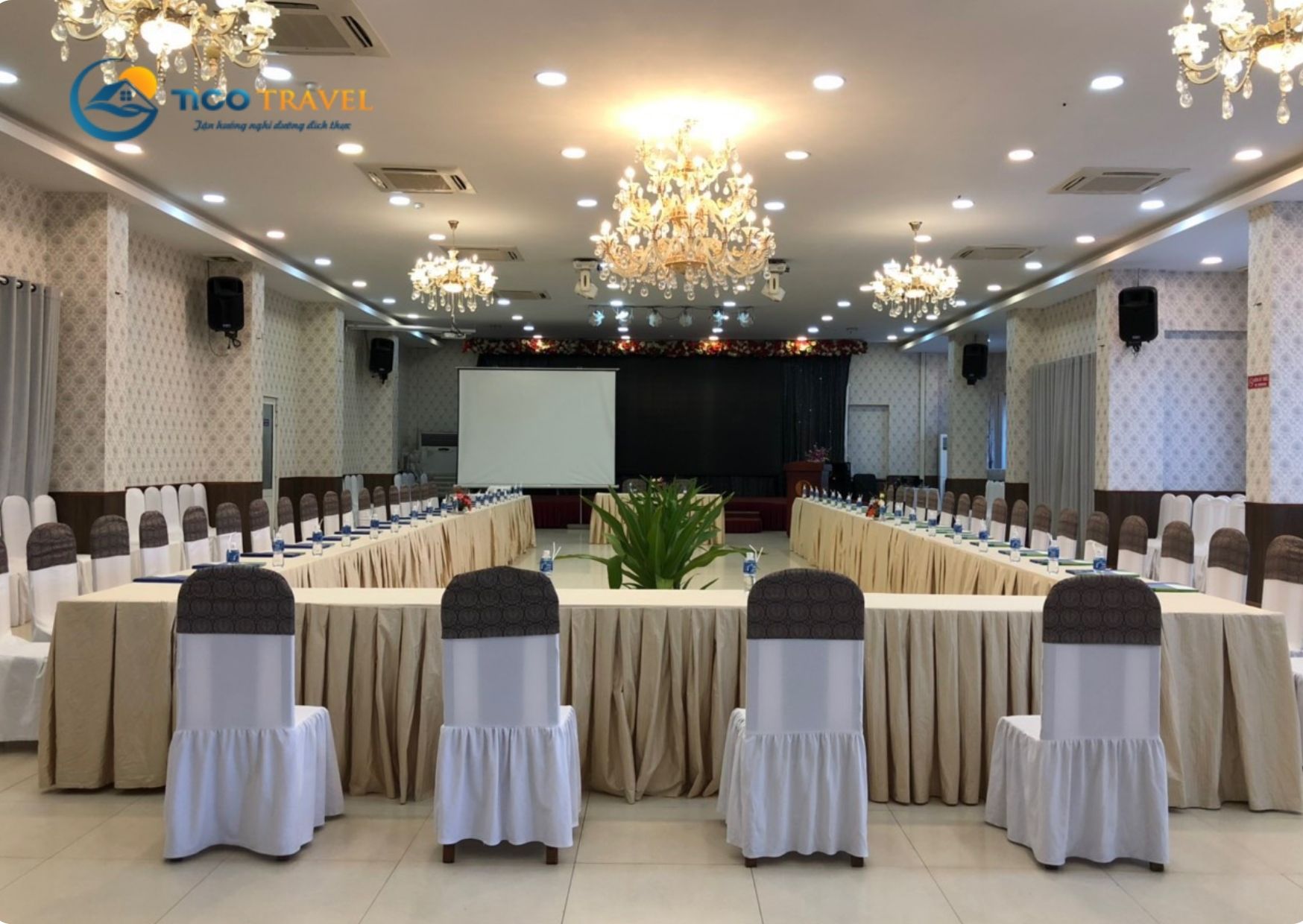 Khách sạn Đồi Dương