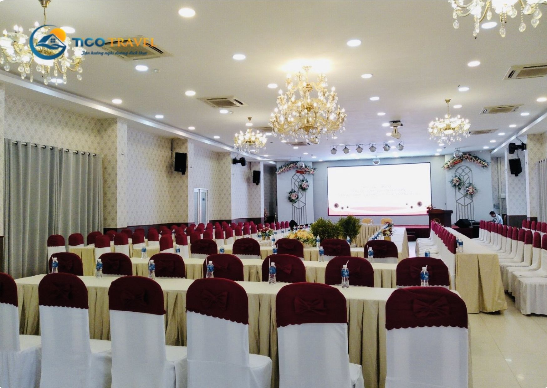 Khách sạn Đồi Dương
