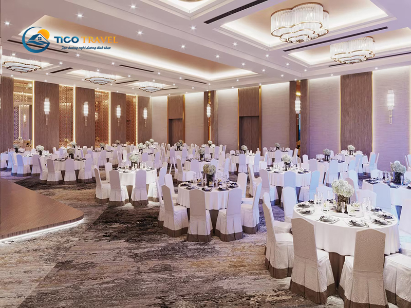 Wyndham Cam Ranh Grand Paradise KN Hotel