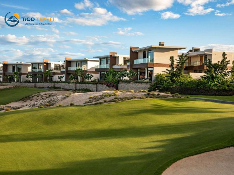 Wyndham Cam Ranh Grand Paradise KN Hotel
