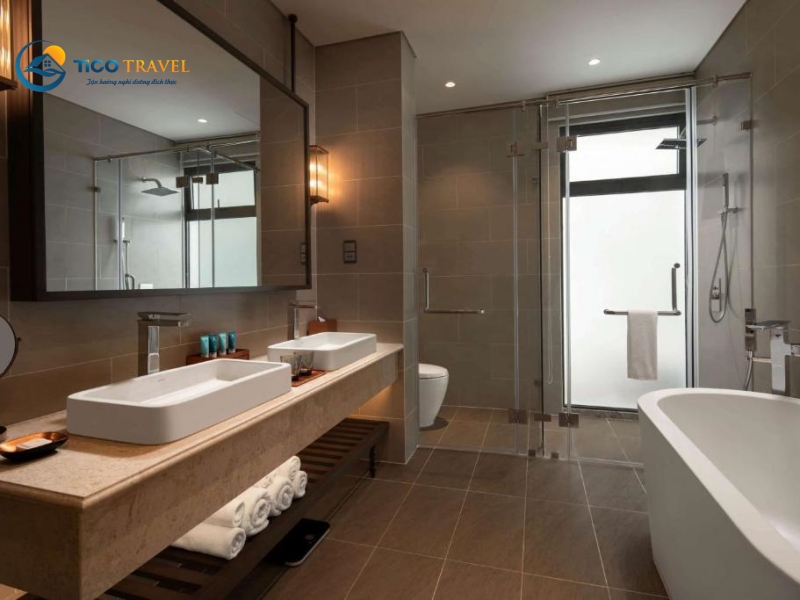 Wyndham Cam Ranh Grand Paradise KN Hotel