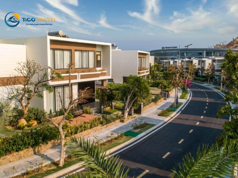 Wyndham Cam Ranh Grand Paradise KN Hotel