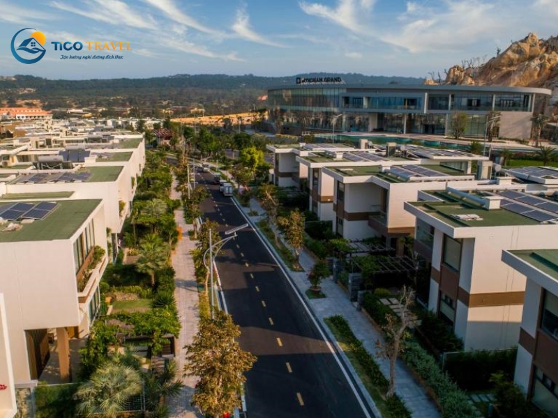 Wyndham Cam Ranh Grand Paradise KN Hotel