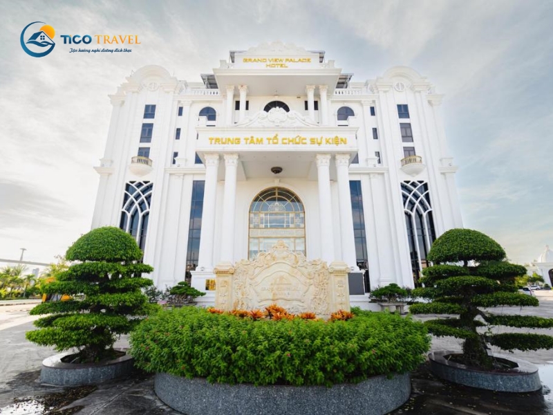 Grand View Palace