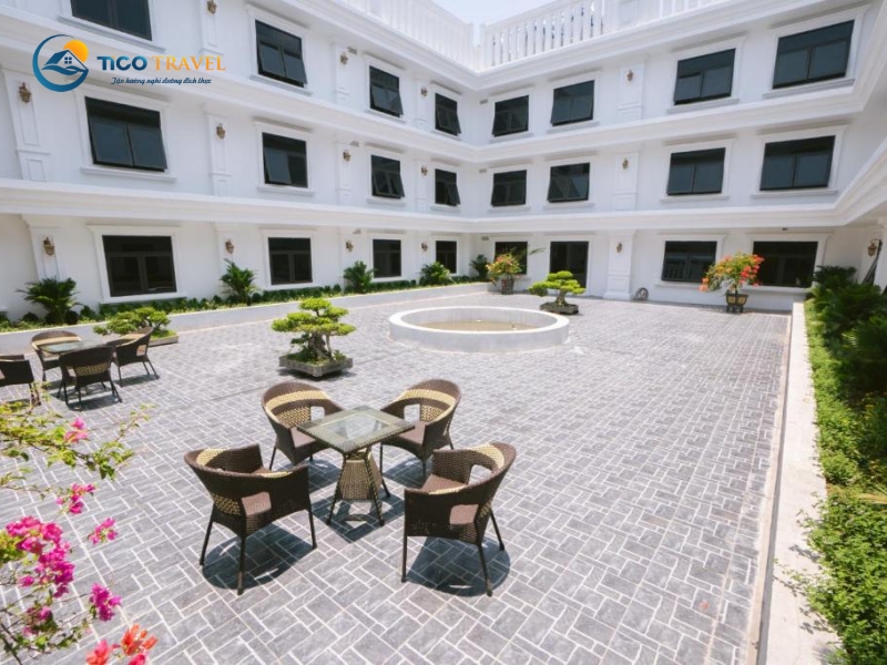 Grand View Palace