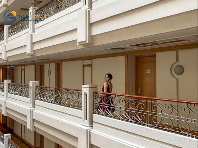 Renaissance Riverside Sài Gòn