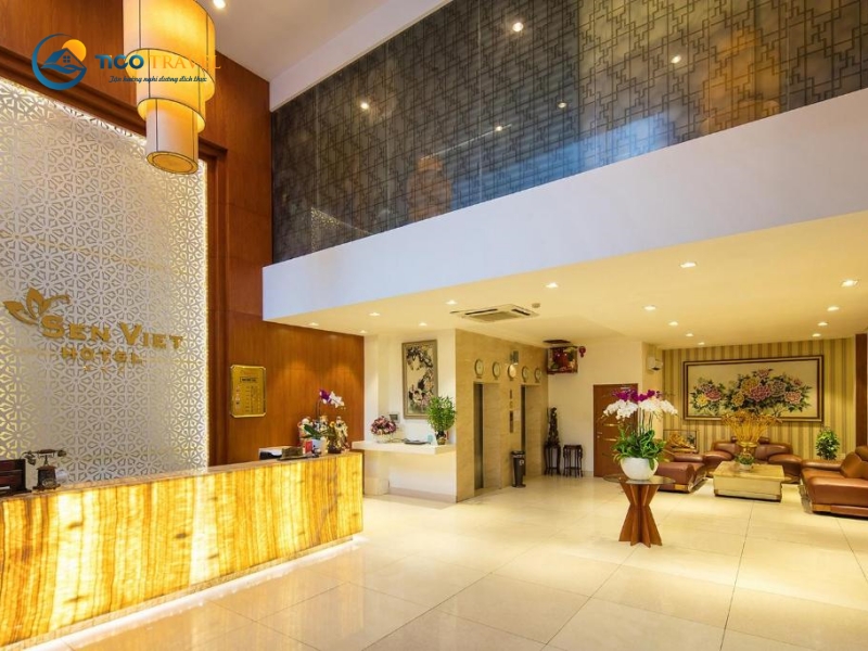 Sen Việt Hotel