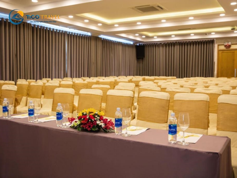 Sen Việt Hotel