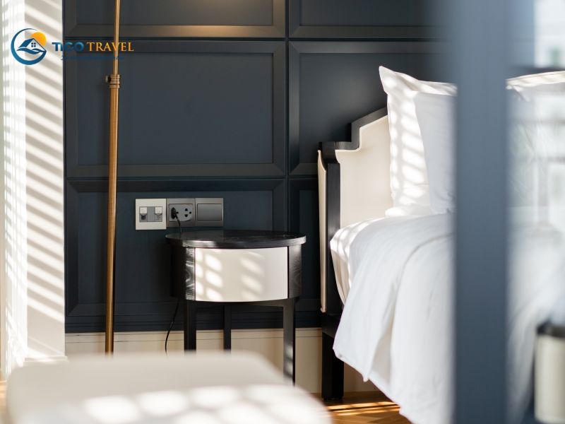 Bach Suites Saigon