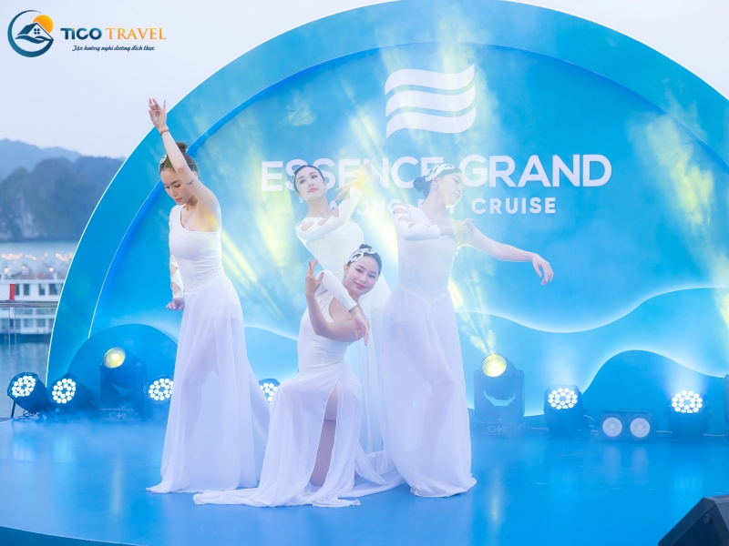 Du thuyền Essence Grand