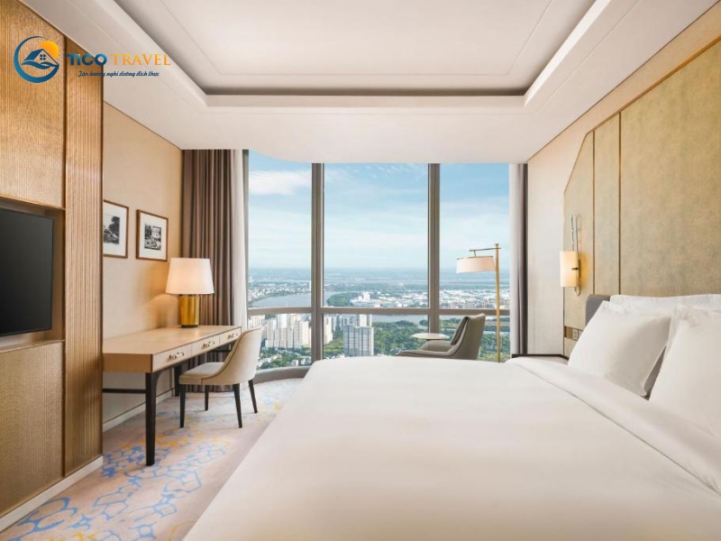 Vinpearl Landmark 81, Autograph Collection