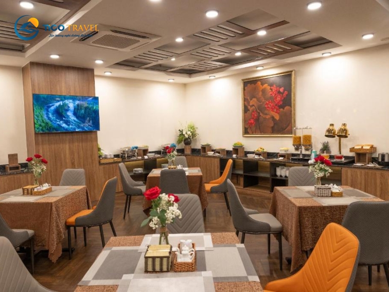 Sen Việt Hotel