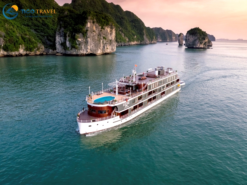 Heritage Cruises Lan Ha Bay