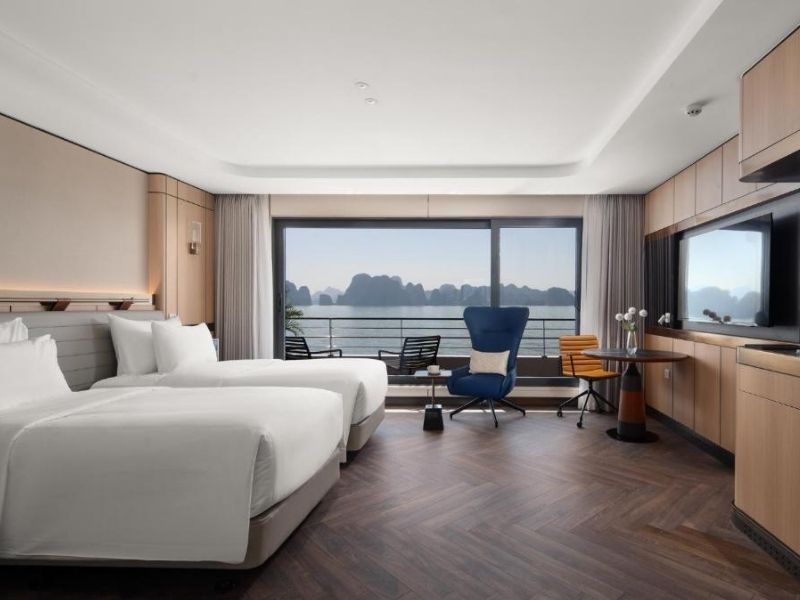 Hạng phòng Ocean Suite trên Du thuyền Essence Grand
