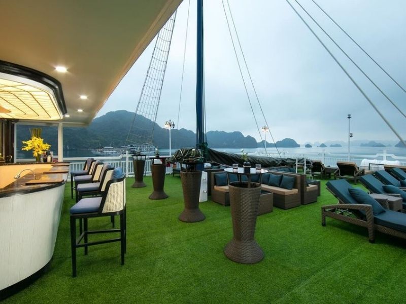 Sundeck trên du thuyền La Pinta