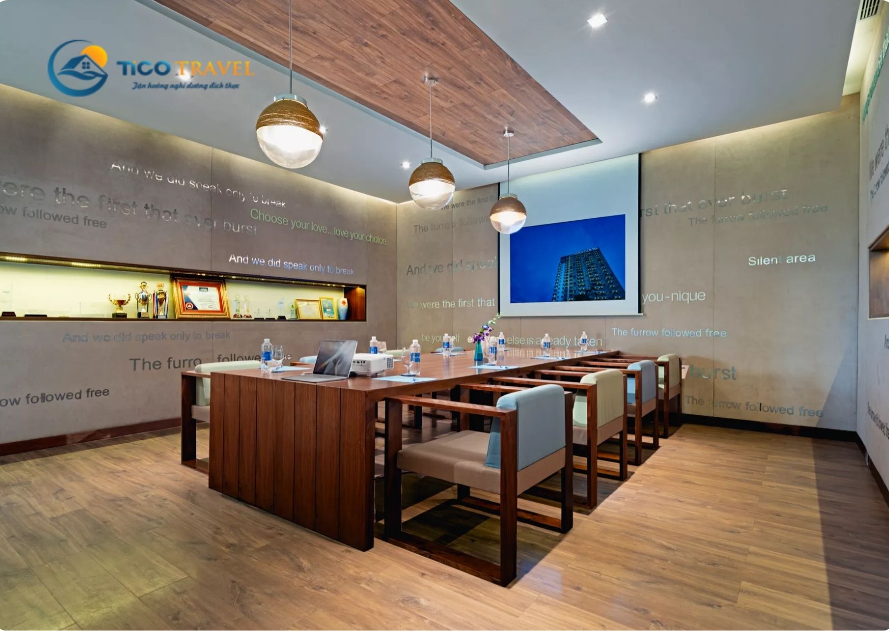 Alacarte Đà Nẵng Beach Hotel & Resort
