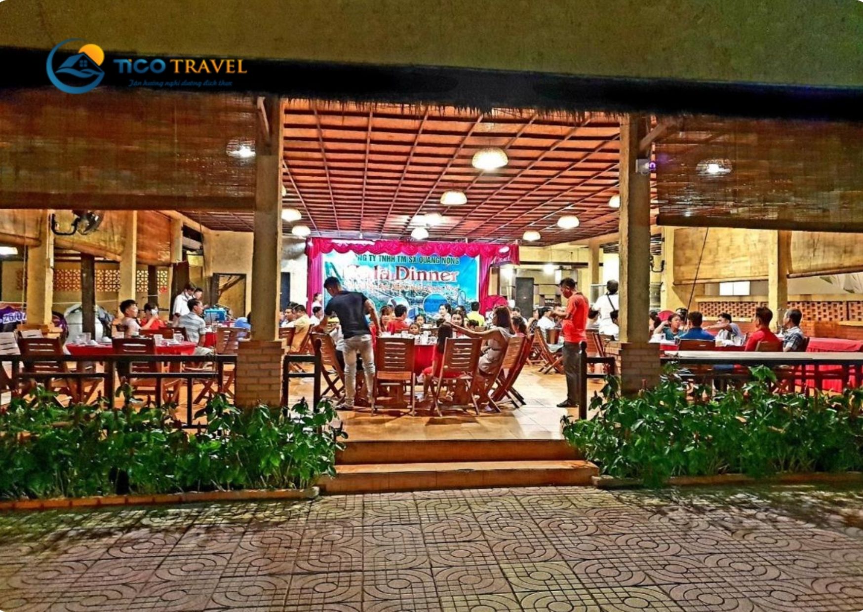 Nắng Hòn Rơm Resort