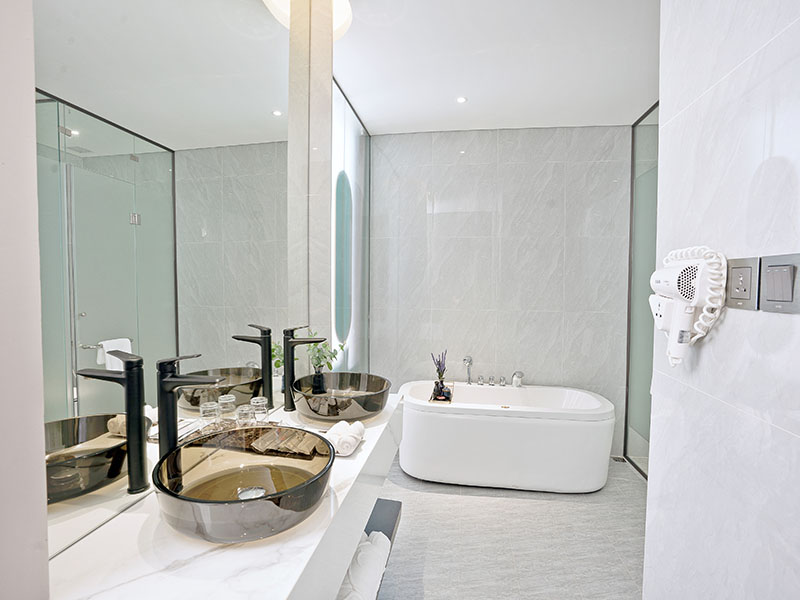 Cicilia Hotels & Spa Danang