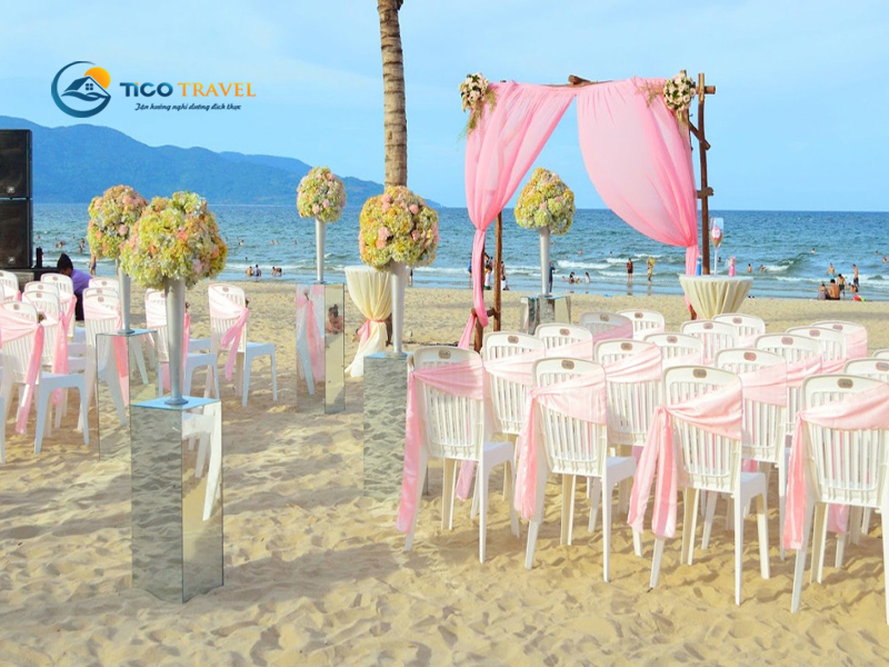 Holiday Beach Danang Hotel & Resort