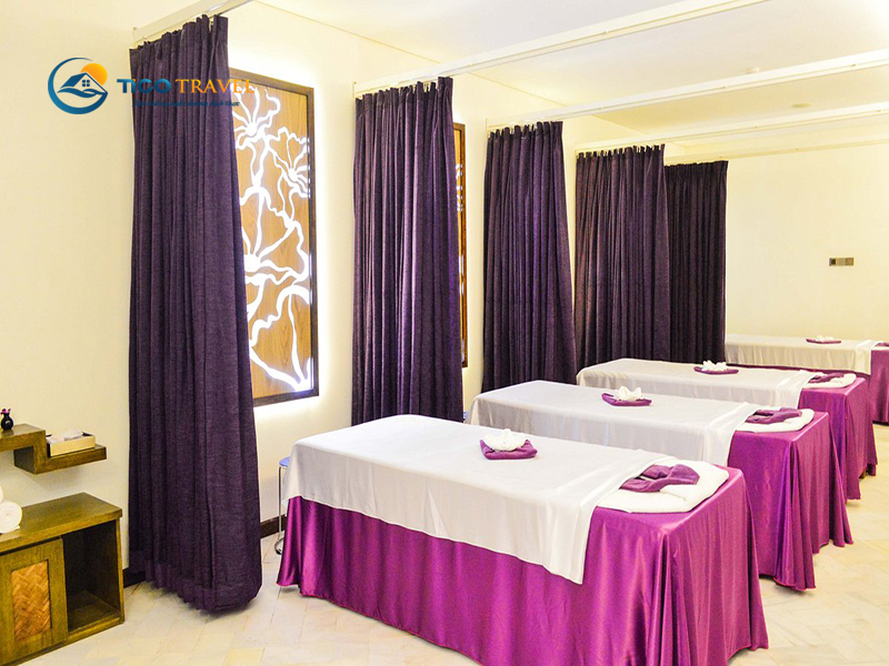 Holiday Beach Danang Hotel & Resort