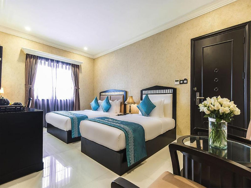 Ibiza Riverfront Hotel