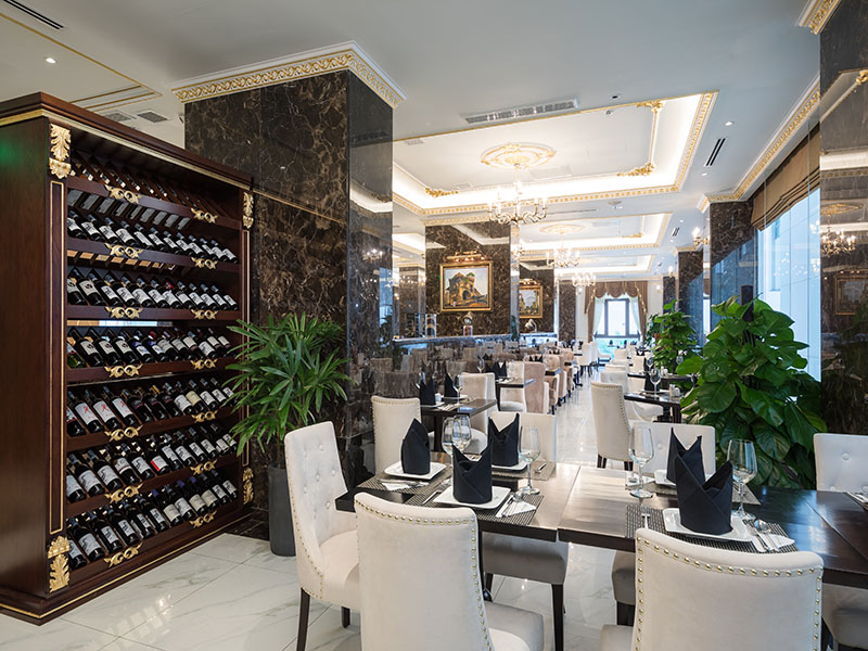 Monarque Hotel Danang