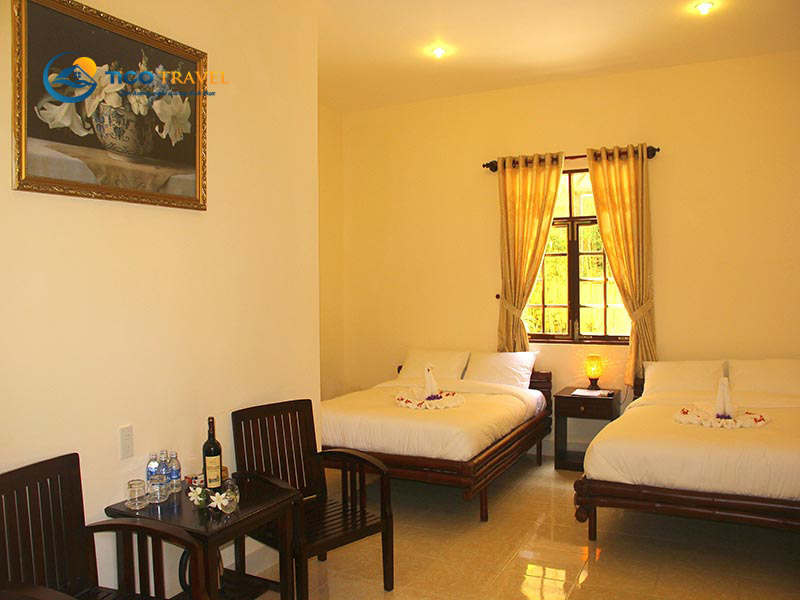 Nắng Hòn Rơm Resort