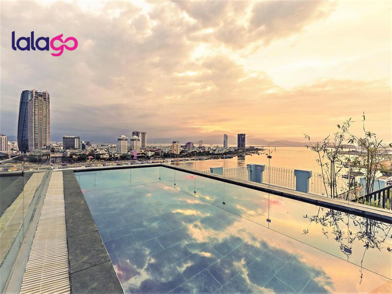 Ibiza Riverfront Hotel