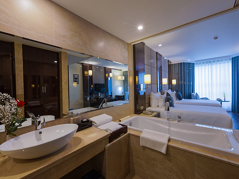 Central Luxury Halong Hotel