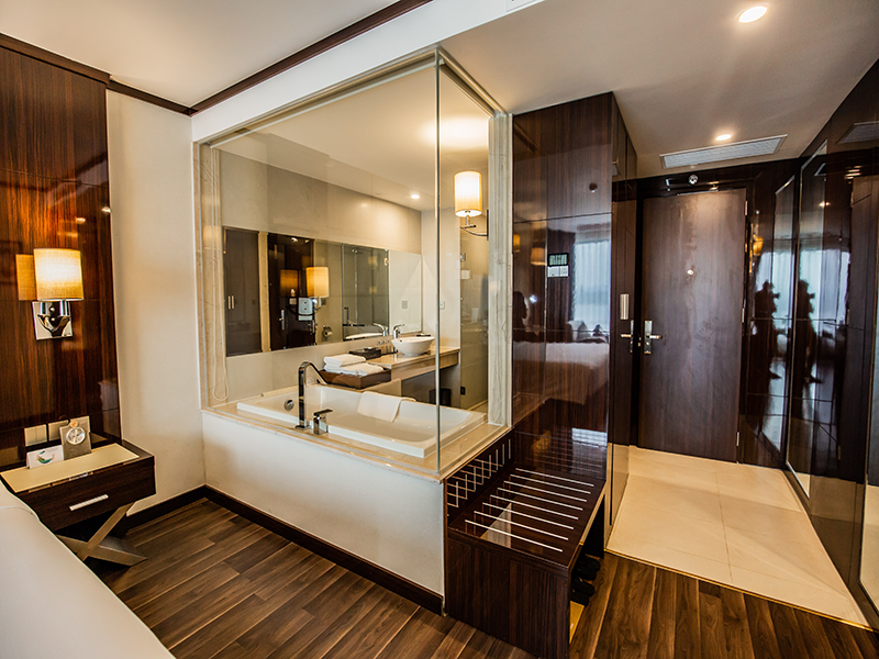 Central Luxury Halong Hotel