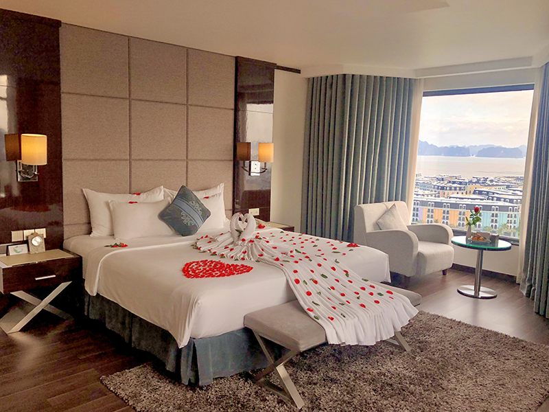 Central Luxury Halong Hotel
