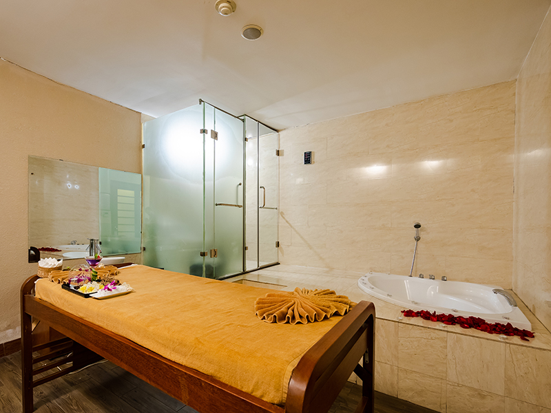 Muong Thanh Grand Ha Long Hotel
