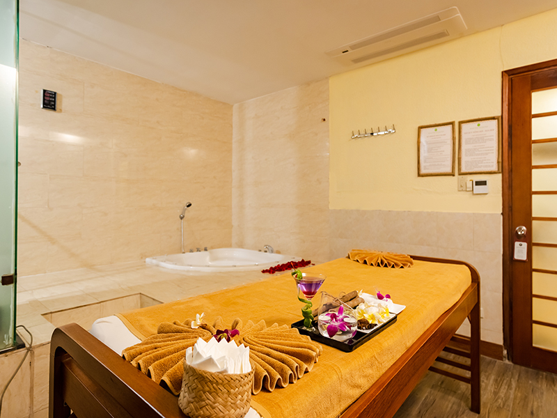 Muong Thanh Grand Ha Long Hotel